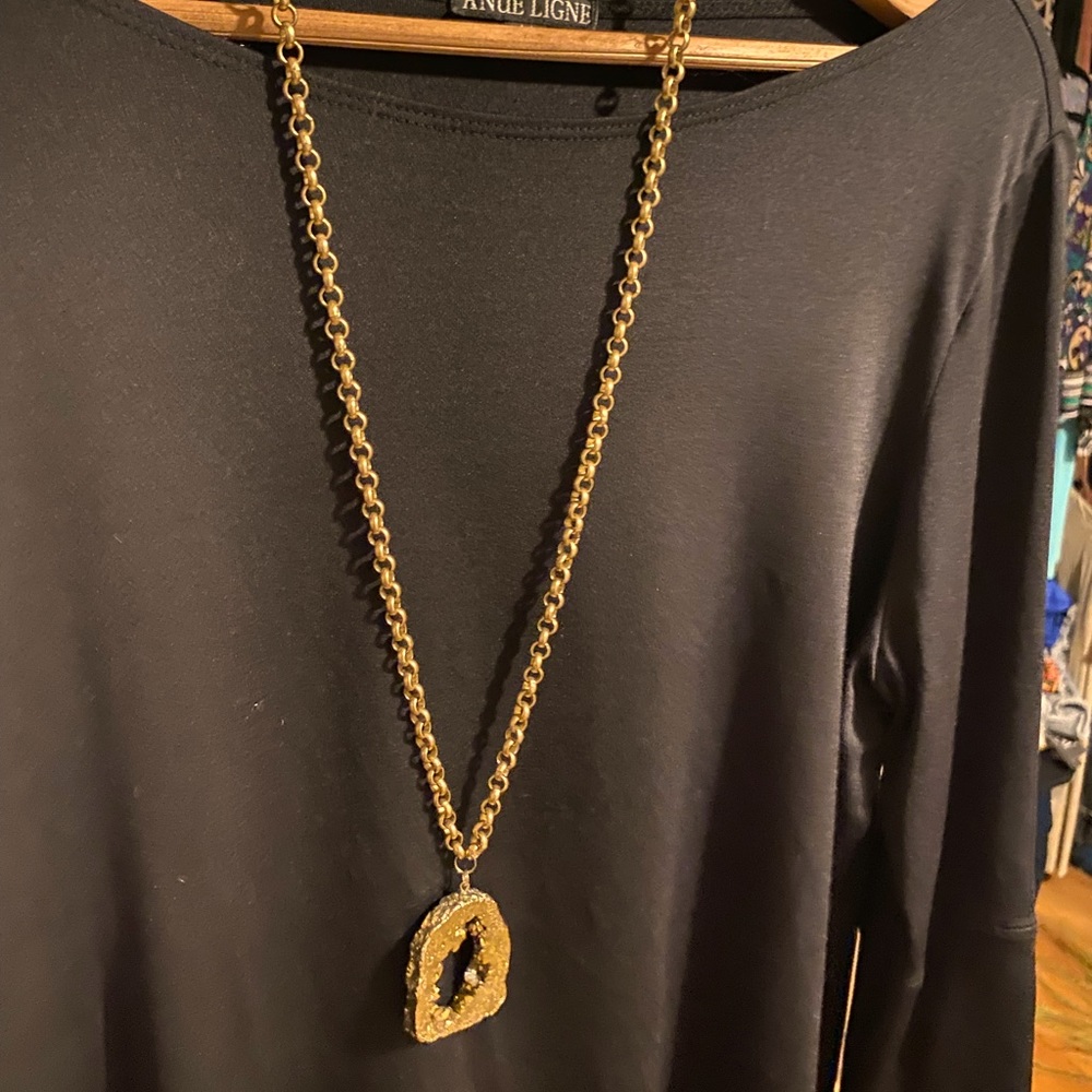 Beautiful gold statement necklace!